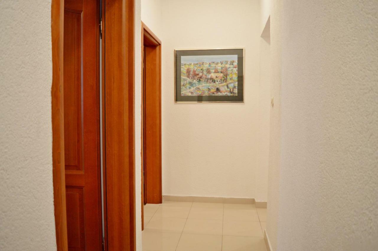 Apartments Macak Новаля Екстериор снимка