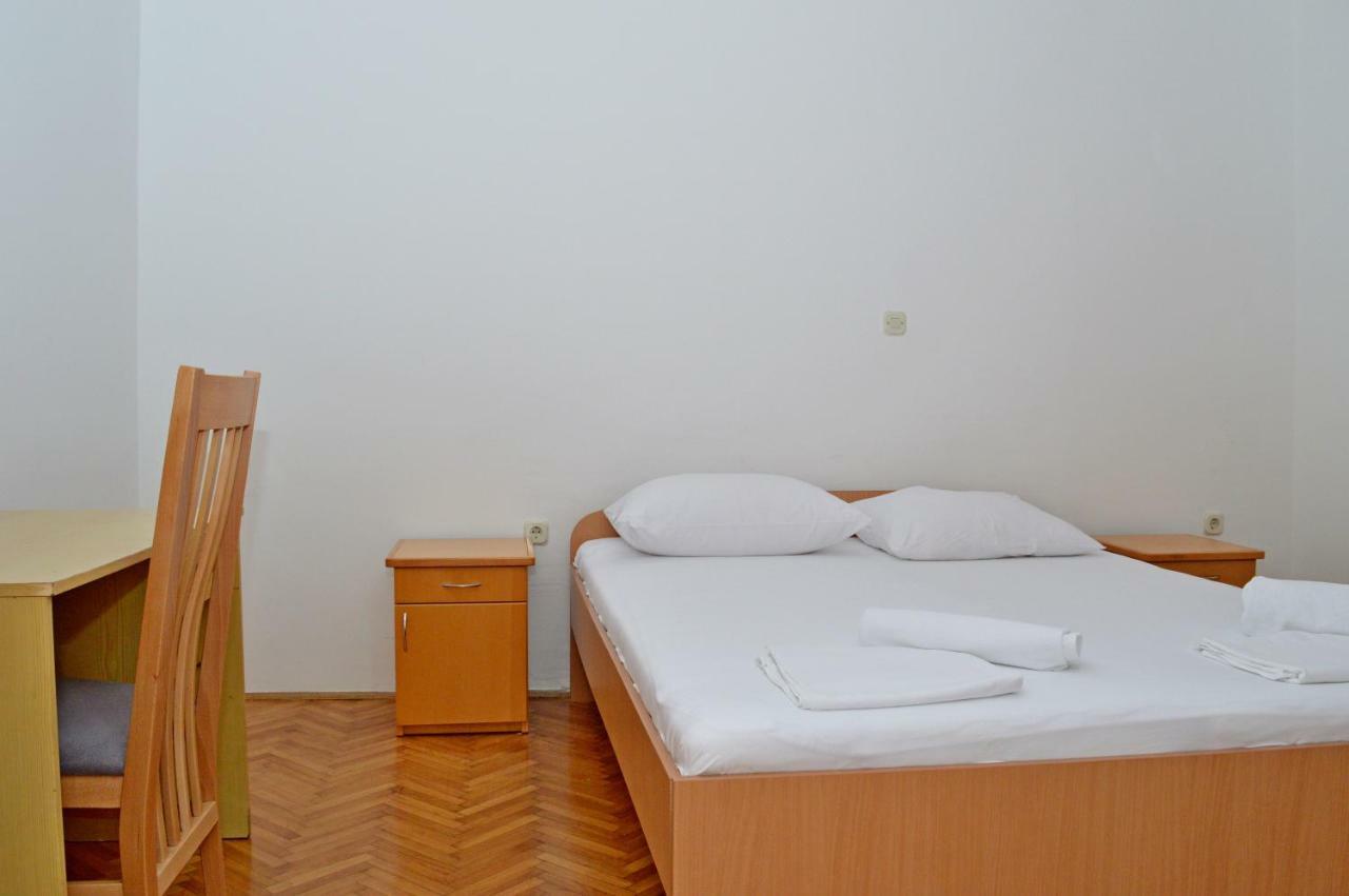 Apartments Macak Новаля Екстериор снимка